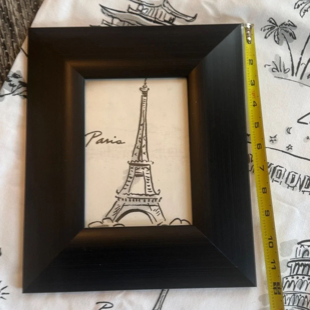 Black Framed Art and “Cities of the World” shower curtain.